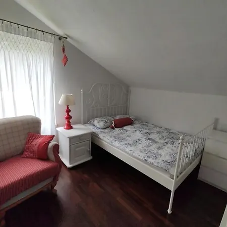 Trzypokojowy Na Pietrze